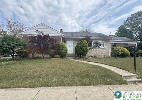 Photo of 2150 W Livingston Street, Allentown, PA 18104 (MLS # 765196) Photo of 2150 W Livingston Street, Allentown, PA 18104 (MLS # 765196)