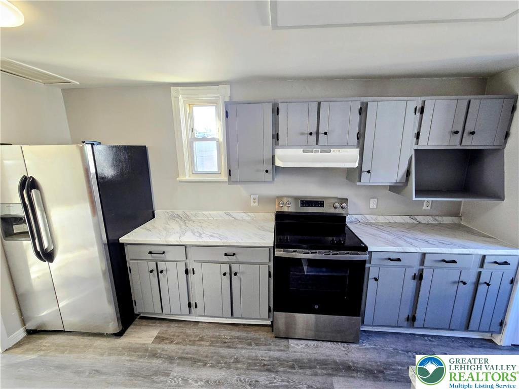 528 N 6TH Street Carriage House