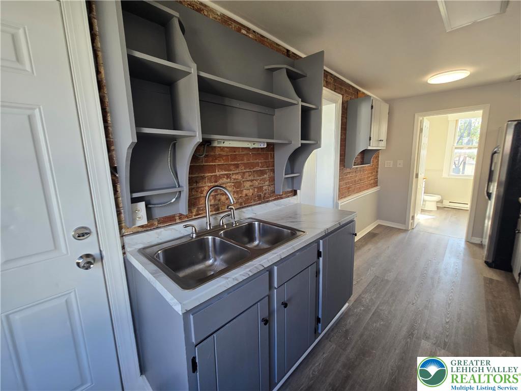528 N 6TH Street Carriage House
