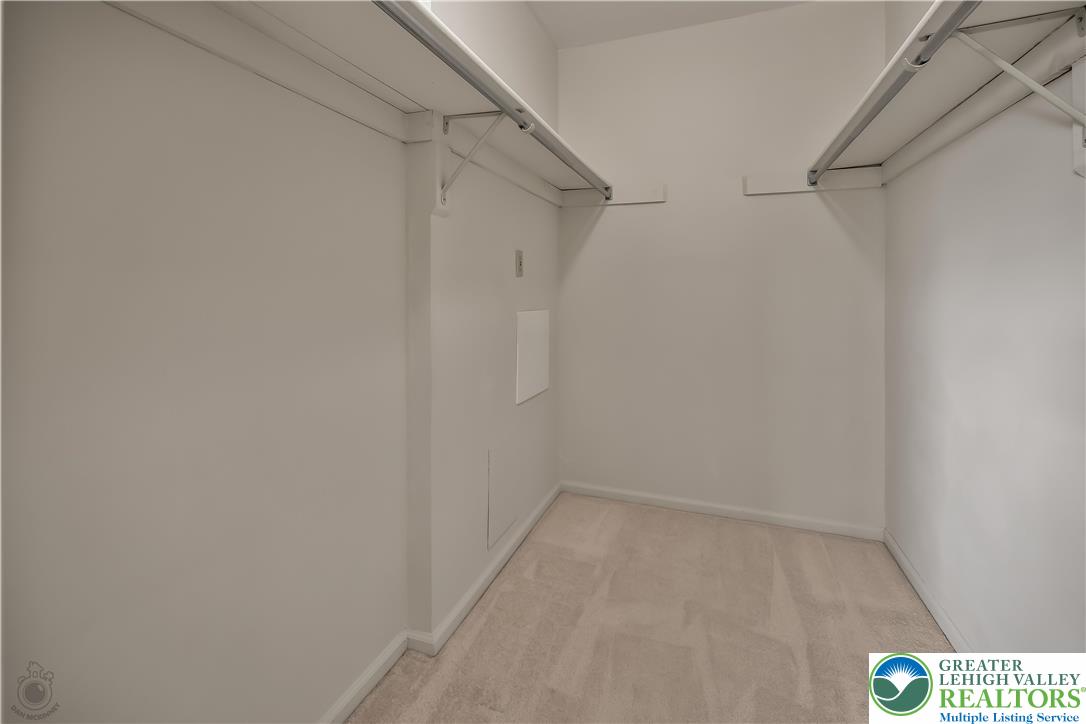 Upper Macungie Twp, Pennsylvania 18104, United States, 3 Bedrooms Bedrooms, ,3 BathroomsBathrooms,Residential,Active,173415