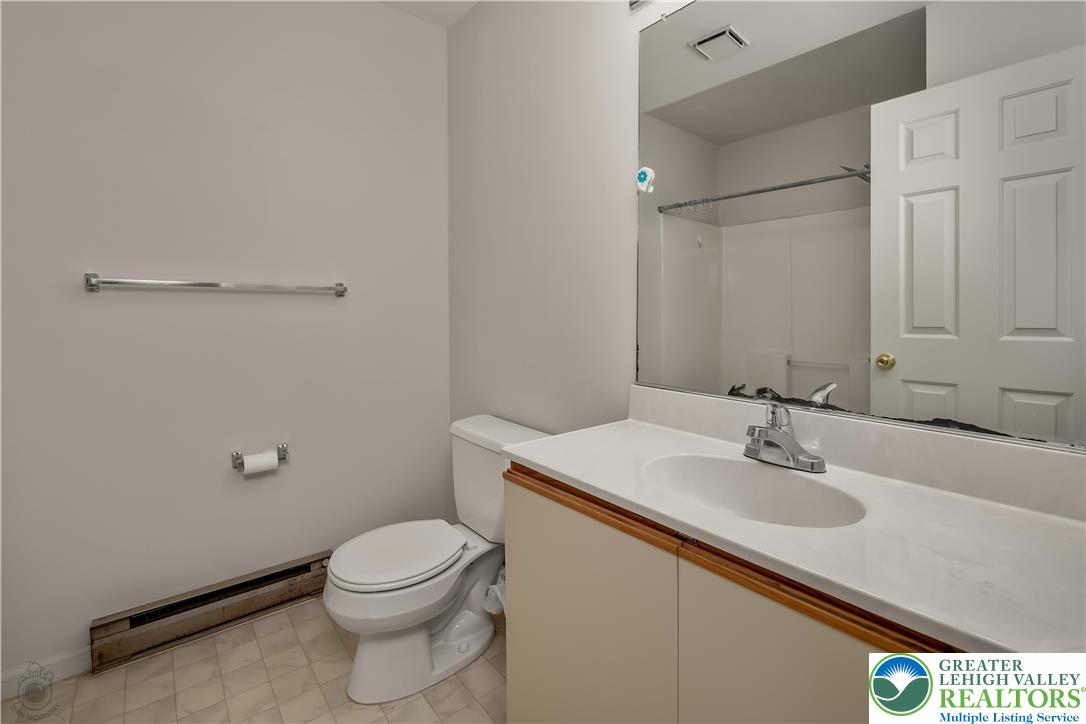 Upper Macungie Twp, Pennsylvania 18104, United States, 3 Bedrooms Bedrooms, ,3 BathroomsBathrooms,Residential,Active,173415