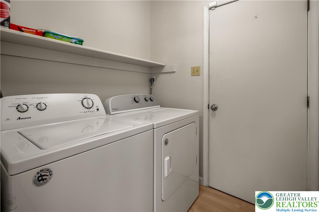 Upper Macungie Twp, Pennsylvania 18104, United States, 3 Bedrooms Bedrooms, ,3 BathroomsBathrooms,Residential,Active,173415