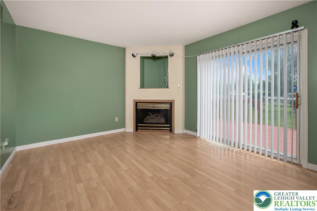 Upper Macungie Twp, Pennsylvania 18104, United States, 3 Bedrooms Bedrooms, ,3 BathroomsBathrooms,Residential,Active,173415