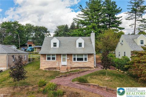 Photo of 769 Lafayette Avenue, Palmerton Boro, PA 18071 (MLS # 765312) Photo of 769 Lafayette Avenue, Palmerton Boro, PA 18071 (MLS # 765312)
