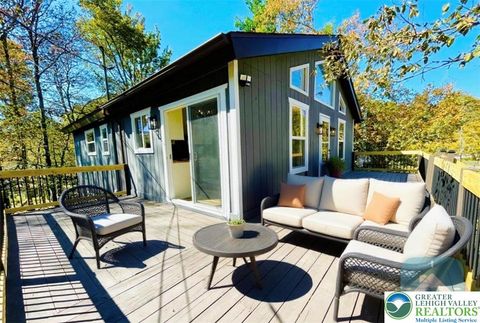 Photo of 5646 Pembrook Dr, Coolbaugh Twp, PA 18466 (MLS # 765033) Photo of 5646 Pembrook Dr, Coolbaugh Twp, PA 18466 (MLS # 765033)