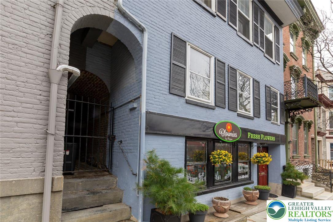 21 N 2nd Street