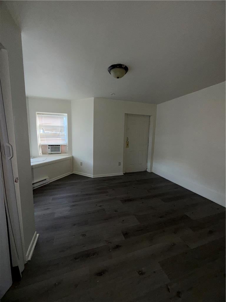 1039 Mechanic Street 3