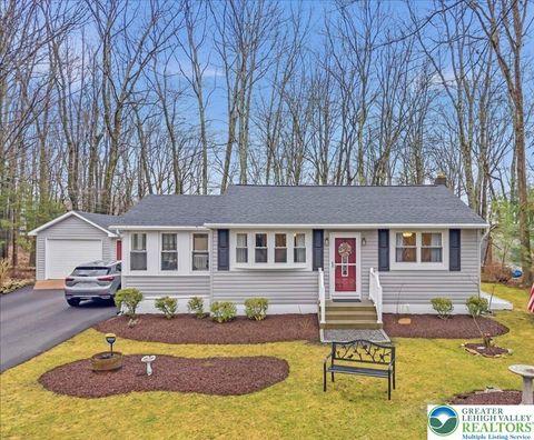 Photo of 1249 Lexington Avenue, Coolbaugh Twp, PA 18346 (MLS # 773959)