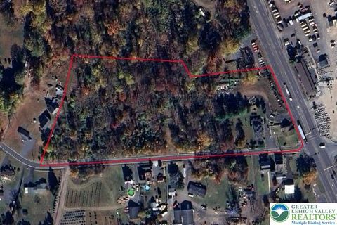 Homes For Sale - 1400 West End Boulevard<br/> Richland, PA 18951