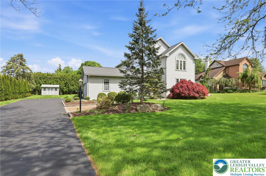 1011 Johnston Drive