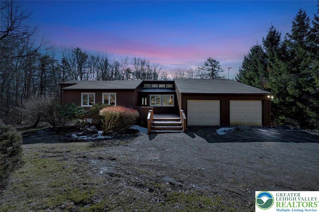 181 Williams Lane