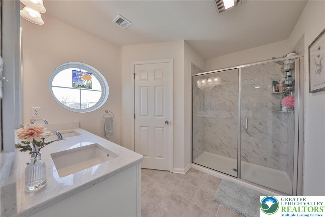 Allentown City, Pennsylvania 18104, United States, 3 Bedrooms Bedrooms, ,3 BathroomsBathrooms,Residential,Active,225342