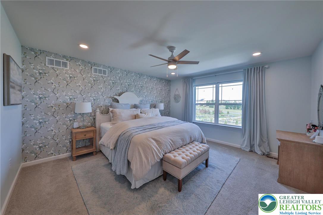 Allentown City, Pennsylvania 18104, United States, 3 Bedrooms Bedrooms, ,3 BathroomsBathrooms,Residential,Active,225342