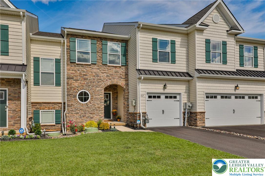 Allentown City, Pennsylvania 18104, United States, 3 Bedrooms Bedrooms, ,3 BathroomsBathrooms,Residential,Active,225342