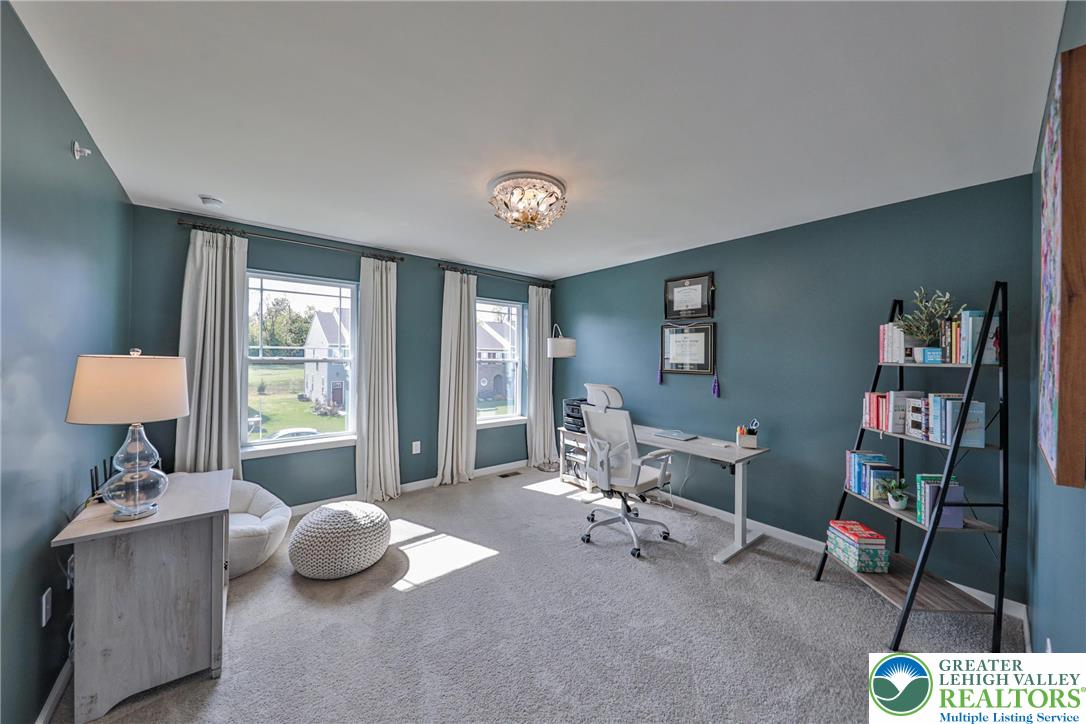 Allentown City, Pennsylvania 18104, United States, 3 Bedrooms Bedrooms, ,3 BathroomsBathrooms,Residential,Active,225342