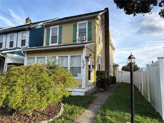309 MULBERRY ST, CATASAUQUA, PA 18032 - Image 0bdb1c32d19b35bcc2ba424e1610ee2b/1422464175