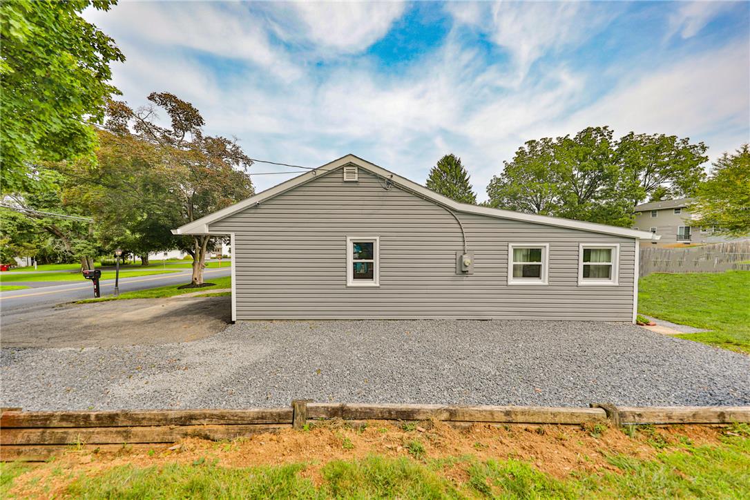 1403 Richmond Road