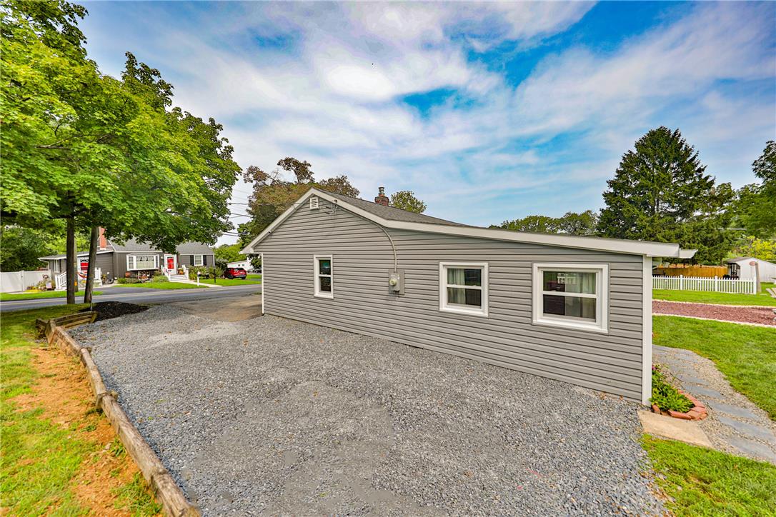 1403 Richmond Road