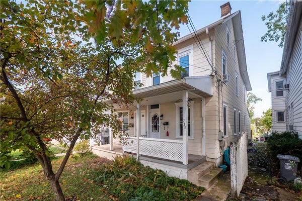 715 W BROAD ST, QUAKERTOWN, PA 18951 - Image 0d5cdb66ece49374dad4c1455a44d8d7/3387228451