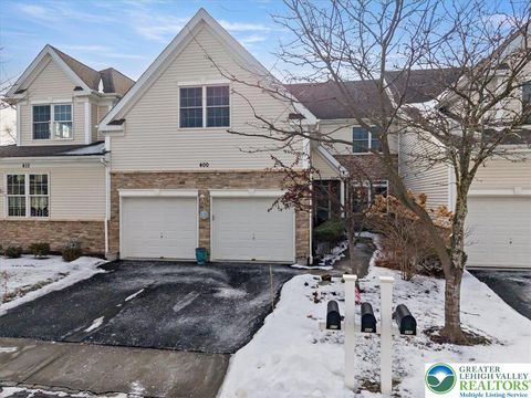 Photo of 400 Inverness Circle, Easton, PA 18042 (MLS # 770072)