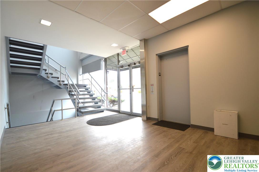 701 W Broad Street 217
