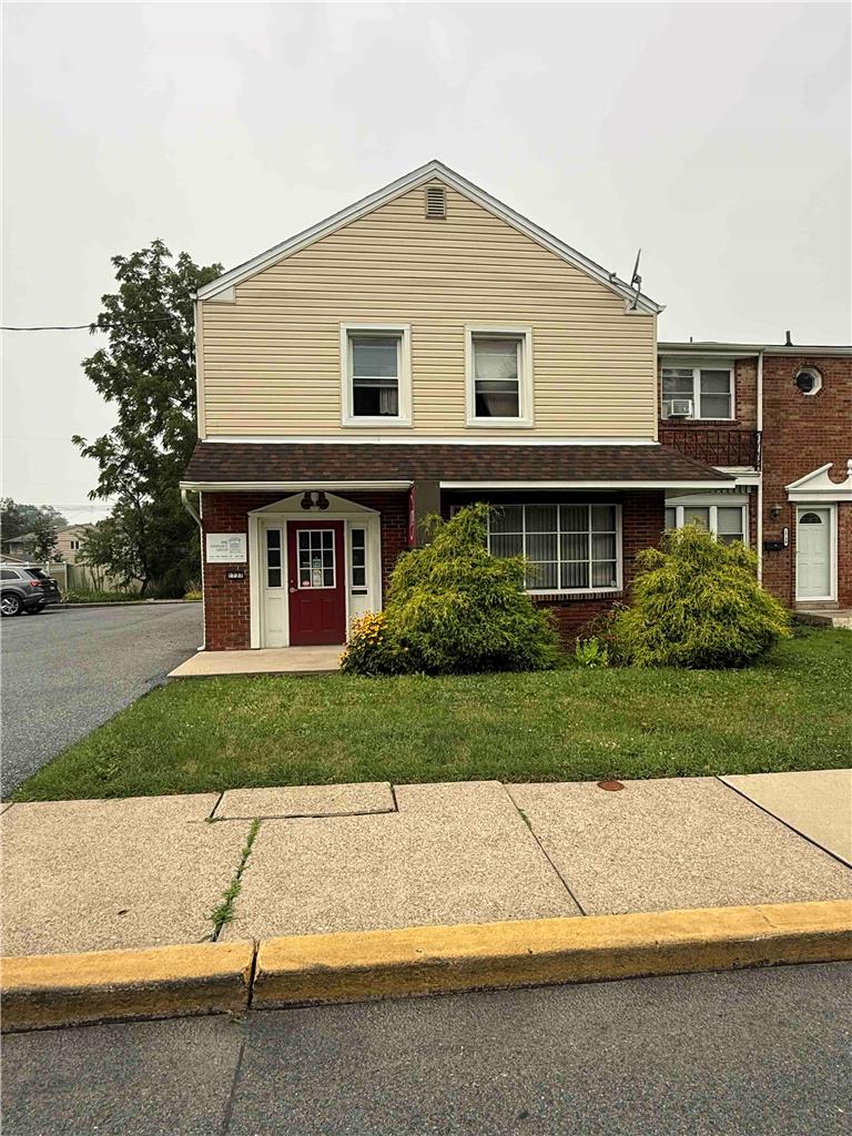 1737 Schoenersville Road