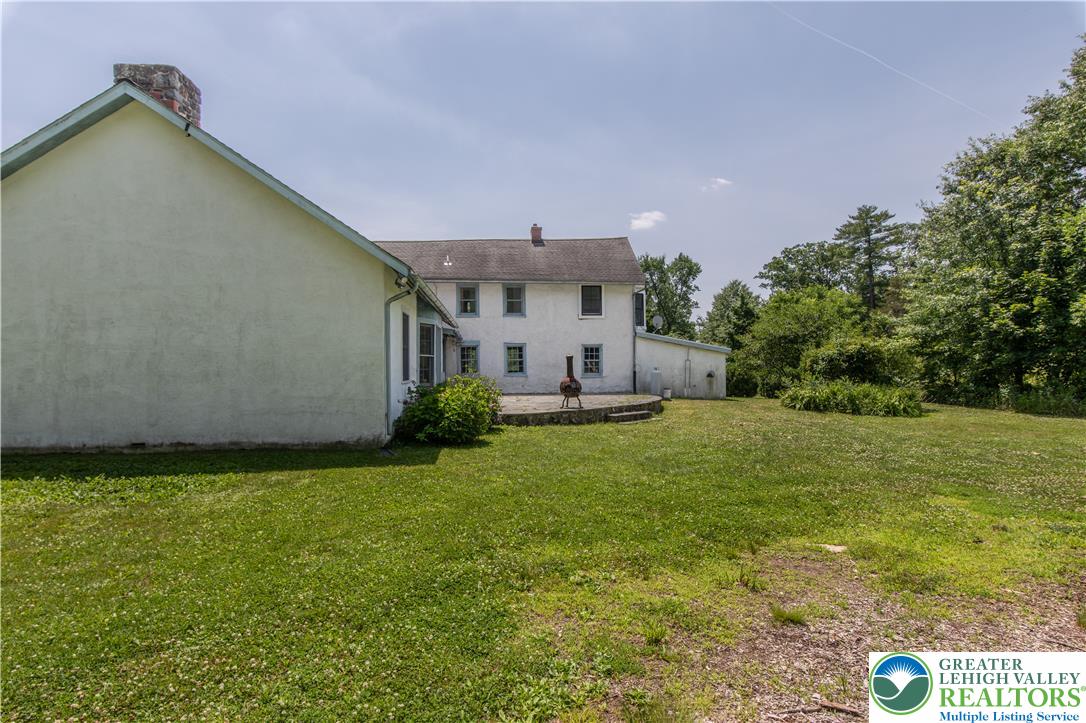 1350 Old Plains Road