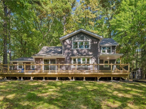 Homes For Sale - 316 Goldfinch Place<br/> Monroe County, Paradise Twp, PA 18344