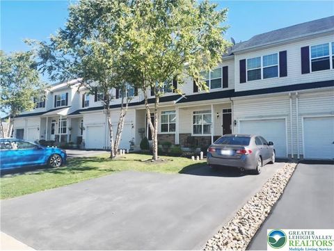 Photo of 972 King Way, Macungie, PA 18031 (MLS # 765692) Photo of 972 King Way, Macungie, PA 18031 (MLS # 765692)