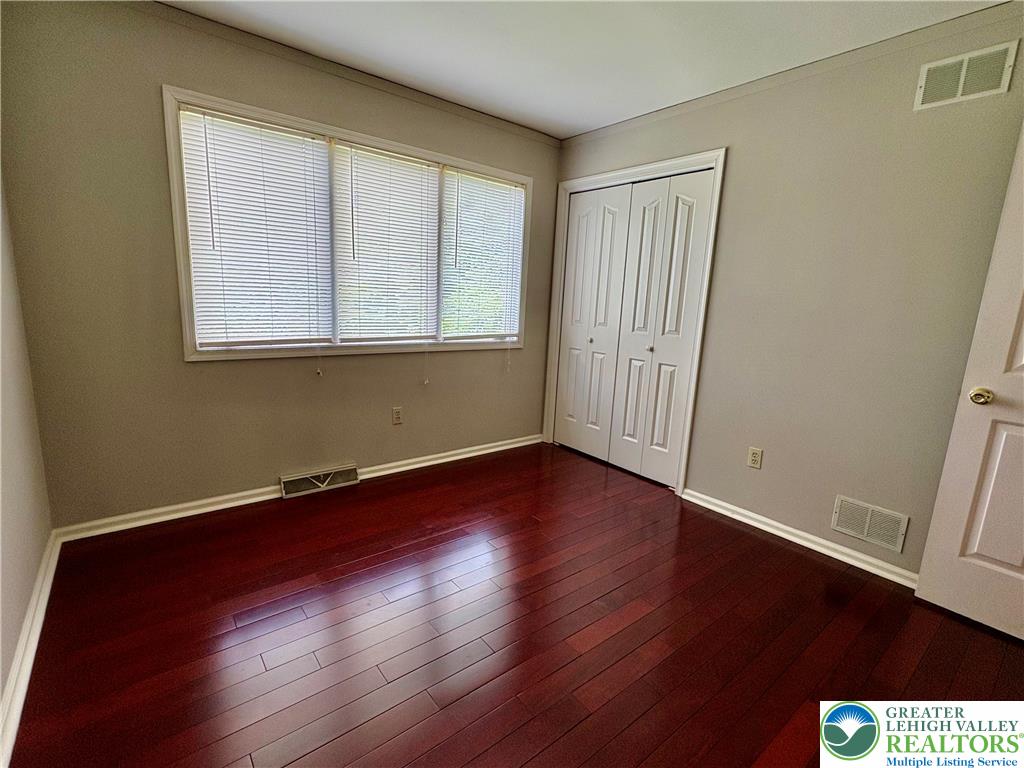 South Whitehall Twp, Pennsylvania 18103, United States, 4 Bedrooms Bedrooms, ,3 BathroomsBathrooms,Residential,Active,169127