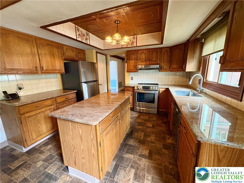 South Whitehall Twp, Pennsylvania 18103, United States, 4 Bedrooms Bedrooms, ,3 BathroomsBathrooms,Residential,Active,169127