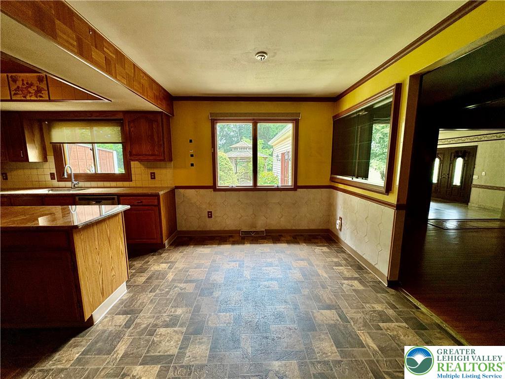 South Whitehall Twp, Pennsylvania 18103, United States, 4 Bedrooms Bedrooms, ,3 BathroomsBathrooms,Residential,Active,169127