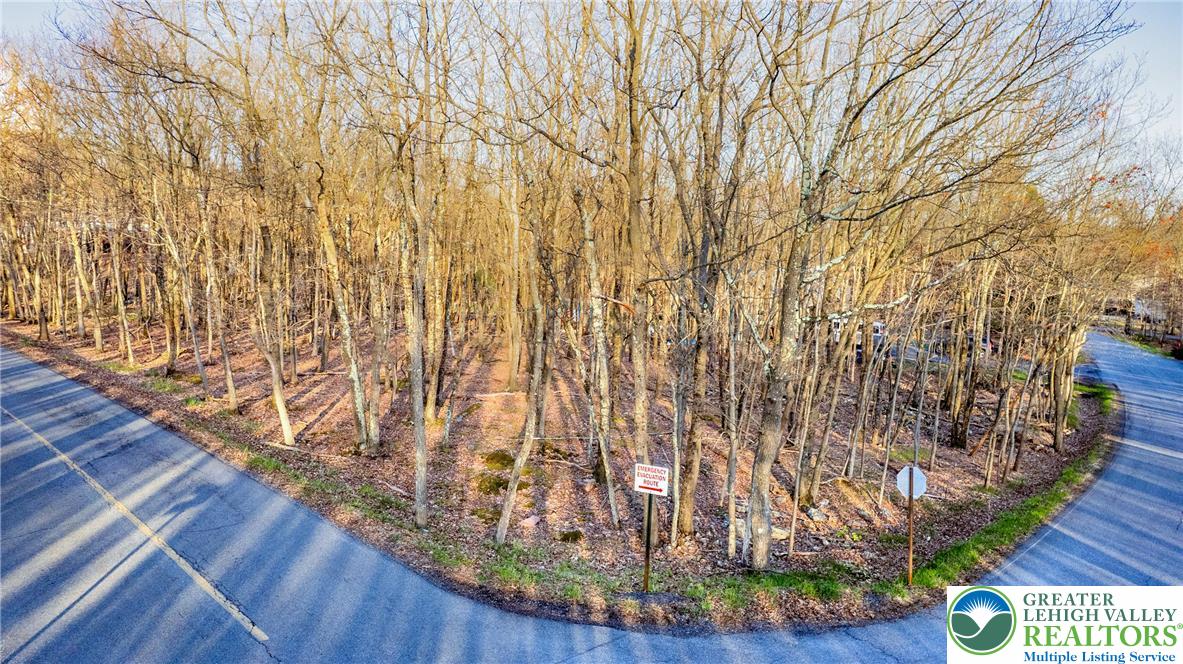 Shawnee Trail & Highpoint Drive