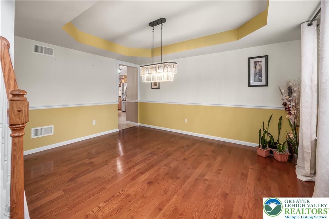 Forks Twp, Pennsylvania 18040, United States, 4 Bedrooms Bedrooms, ,3 BathroomsBathrooms,Residential,Active,225588