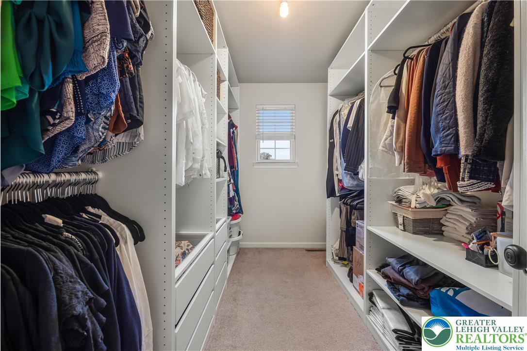 Forks Twp, Pennsylvania 18040, United States, 4 Bedrooms Bedrooms, ,3 BathroomsBathrooms,Residential,Active,225588