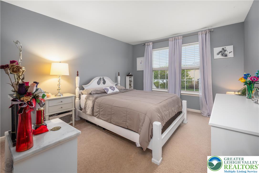 Forks Twp, Pennsylvania 18040, United States, 4 Bedrooms Bedrooms, ,3 BathroomsBathrooms,Residential,Active,225588