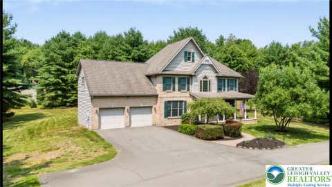 Photo of 910 La Montage Drive, Lower Towamensing Tp, PA 18071 (MLS # 782548)