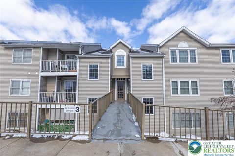 Photo of 306 Canal Park Park, Easton, PA 18042 (MLS # 772333)
