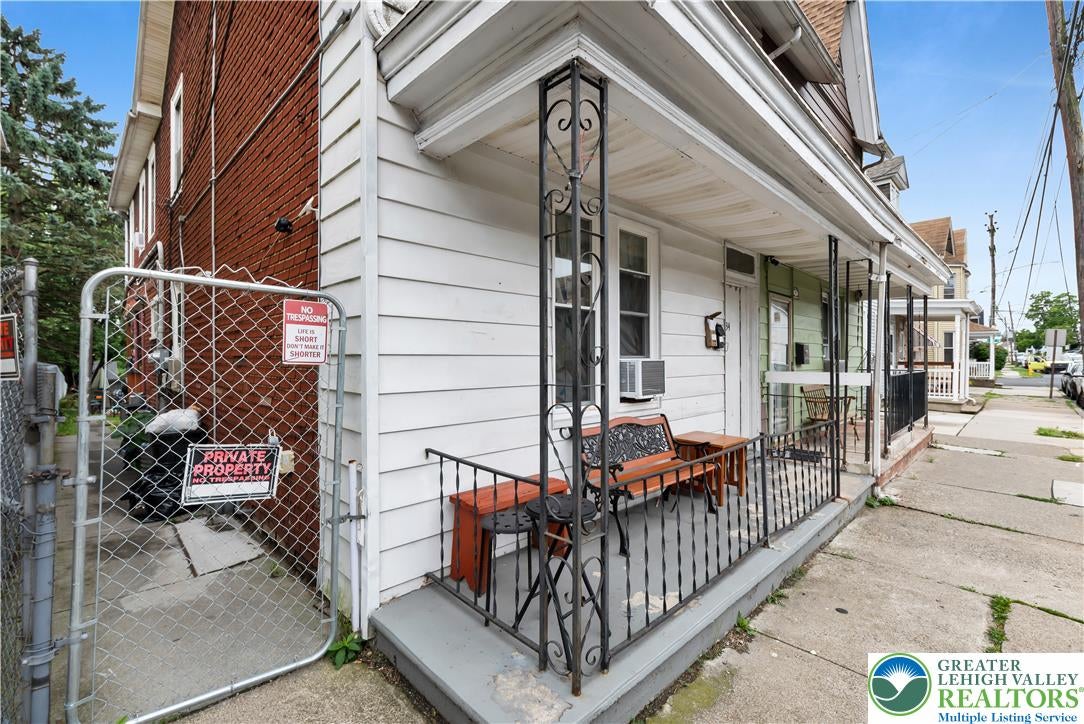 1434 Butler Street