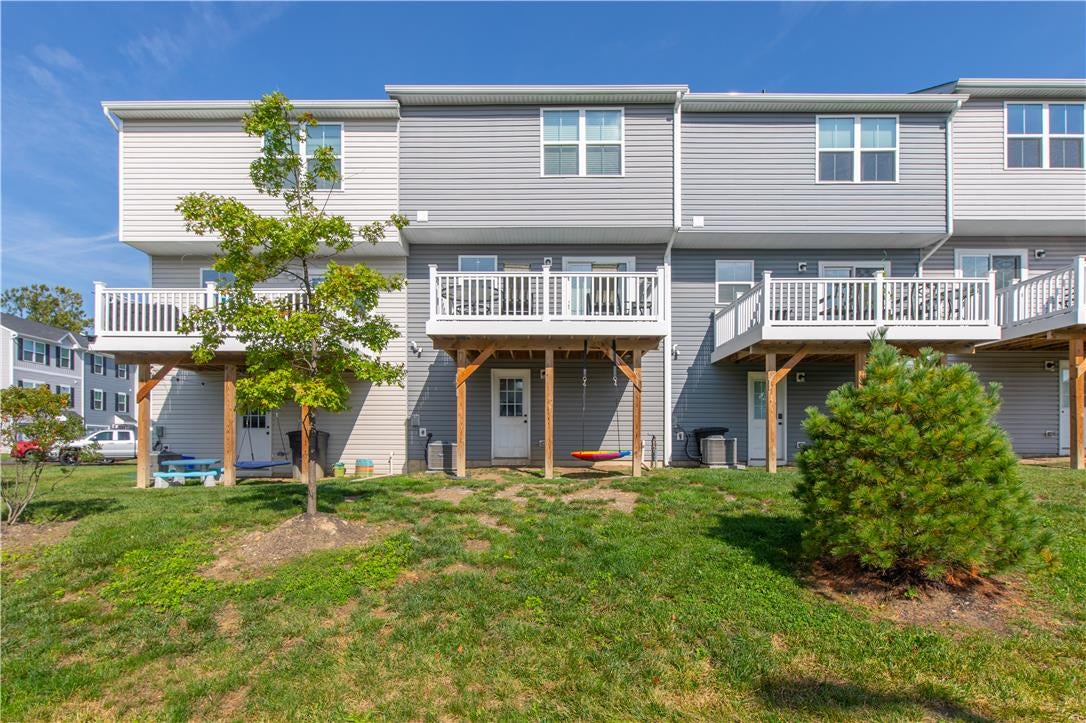 2112 Cross Country Road