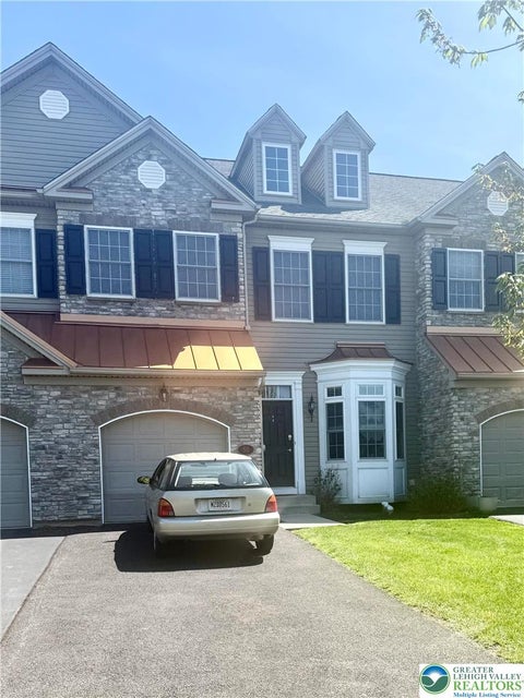 Homes For Sale - 50 Hillside Court<br/> Easton, PA 18045