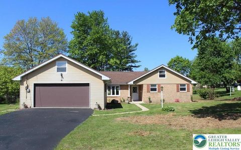 Photo of 410 S 8th Street, Lehighton Boro, PA 18235 (MLS # 768199)