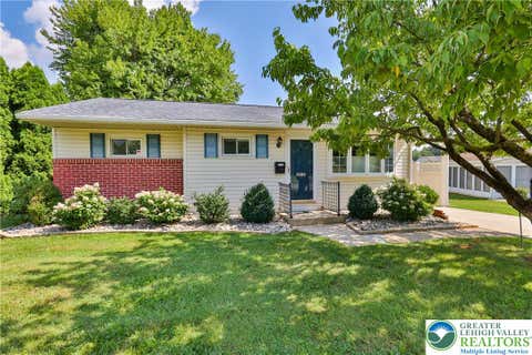 Photo of 1812 Hilltop Terrace, Bethlehem, PA 18018 (MLS # 782386)