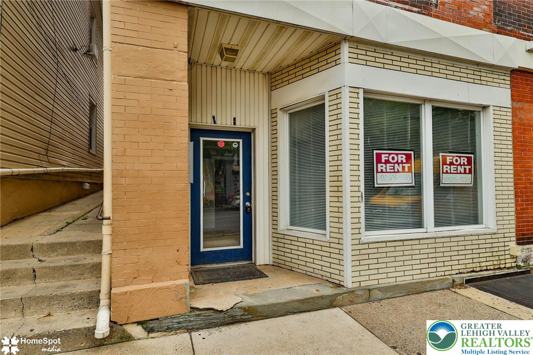 740 E 4th Street