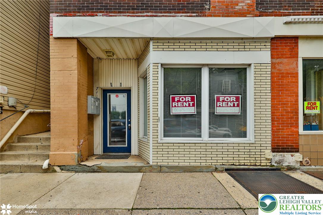 740 E 4th Street