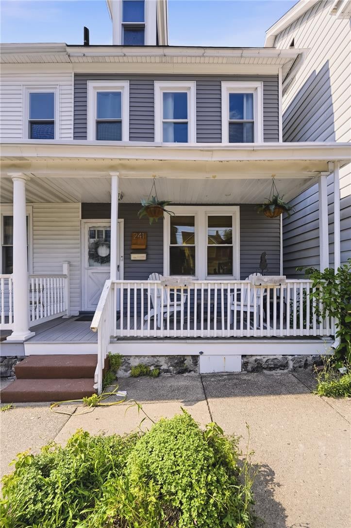 241 W Kleinhans Street