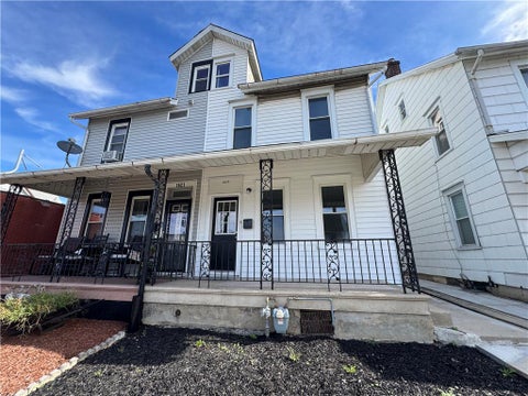Townhouse For Rent - 1619 Main Street<br/> Northampton Boro, PA 18067