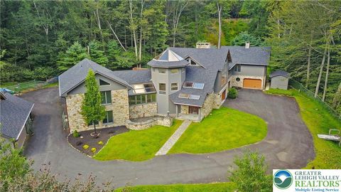 Photo of 386 Camelback Road, Pocono Twp, PA 18372 (MLS # 762928) Photo of 386 Camelback Road, Pocono Twp, PA 18372 (MLS # 762928)