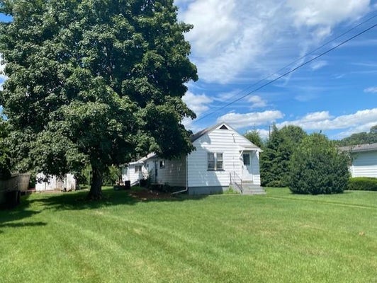 315 PHILLIPS ST, HELLERTOWN, PA 18055 - Image 16c8eac3e9f5cd3ee8bb7f16468a66fc/1081398391