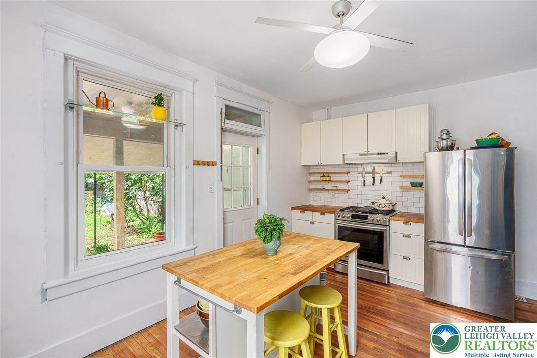 Bethlehem City, Pennsylvania 18015, United States, 4 Bedrooms Bedrooms, ,1 BathroomBathrooms,Residential,Active,165422